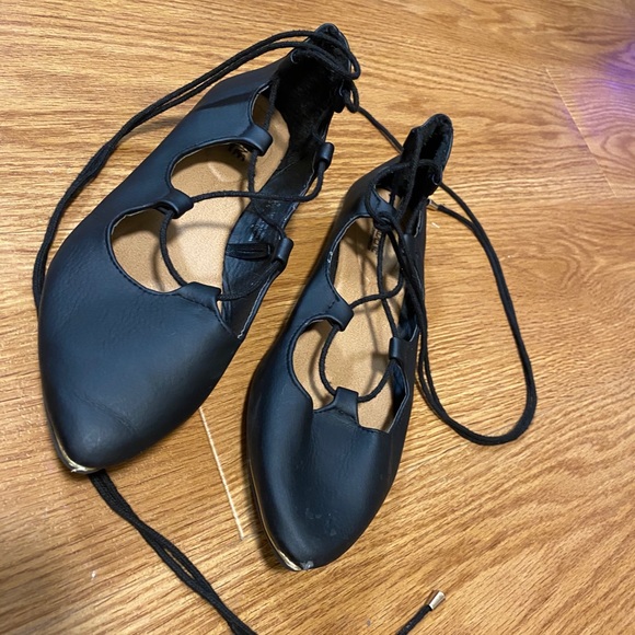 Black flats - Picture 3 of 3